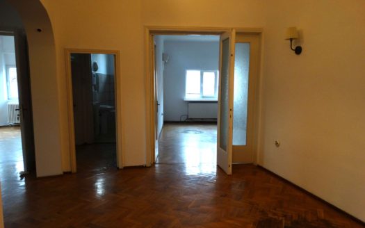 GM1160 Apartament 5 camere Universitate_Armeneasca, nemobilat, supraf.145mp