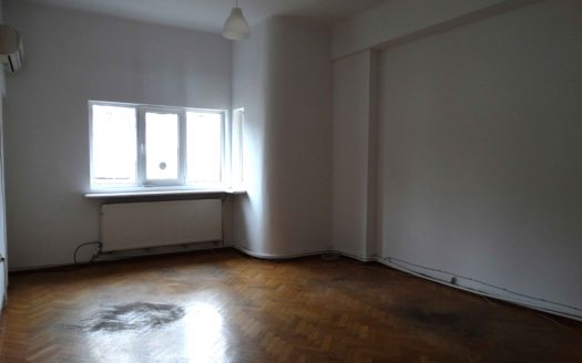 GM1160 Apartament 5 camere Universitate_Armeneasca, nemobilat, supraf.145mp