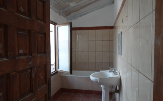 GM1386 Inchiriere apartament 3 camere, Cernica_Bv. Decebal, stradal,