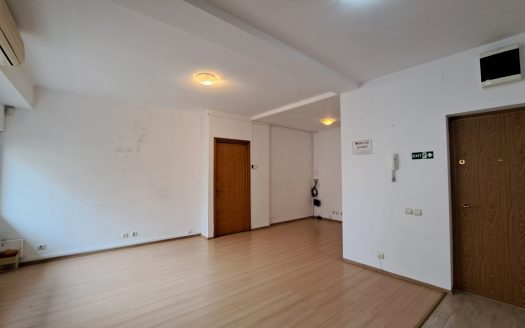 GM1678 Inchiriere Apartament 4 Camere Universitate – Ideal pentru Birouri