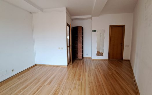 GM1678 Inchiriere Apartament 4 Camere Universitate – Ideal pentru Birouri