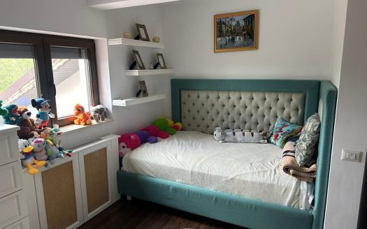 GM1731Casă de vânzare în Ogrezeni – Proprietate premium, mobilată