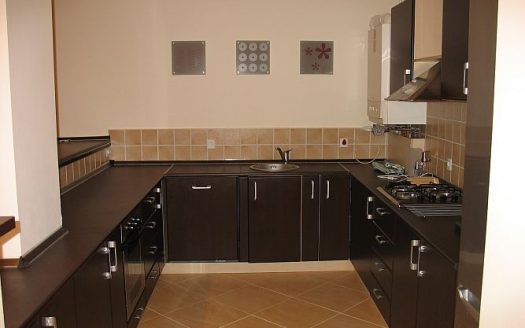Apartament spațios 81 mp Romana-Polona- Bloc 2007