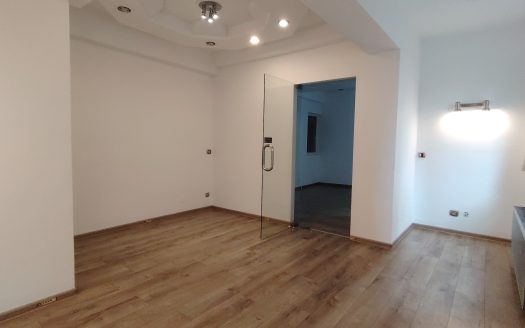 GM1742 P-ta Romană 120 mp Ideal pentru birouri, clinică, beauty